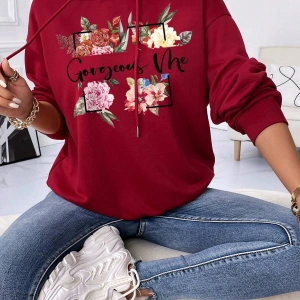 Çiçek ve Slogan Grafikli Düşük Omuzlu İpli Kapüşonlu Üst Bordo