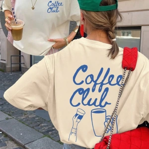 Coffee Club Baskılı Yazlık Kadın Büyük Boy Kısa Kollu Üst, Günlük Kadın Giyim, Yazlık Tişört,