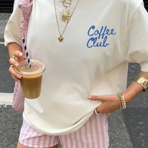 Coffee Club Baskılı Yazlık Kadın Büyük Boy Kısa Kollu Üst, Günlük Kadın Giyim, Yazlık Tişört,
