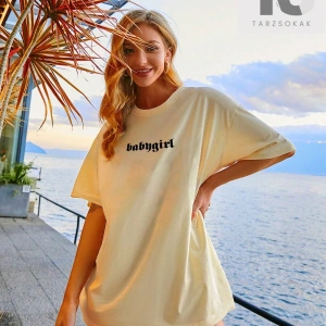 Coolane Gevşek Fit Kadın Rahat Kafatası Baskı Kısa Kollu Bisiklet Yaka Tişört Yaz İçin