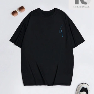 Coolane Harfli Grafik Düşük Omuzlu Tişört