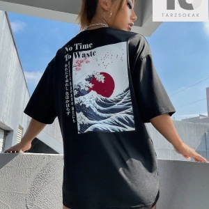 Coolane Japon Grafikli Düşük Omuzlu Tişört