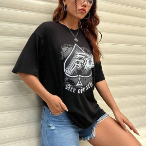 Coolane Kadın Kart Harfli Kafatası Desenli Kısa Kollu Tişört