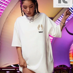 Coolane Kanatları ve Harf Grafikli Büyük Boy Tişört