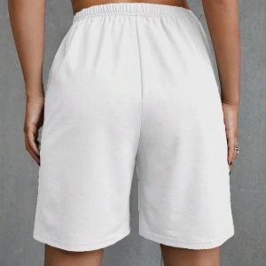 Coolane Letter Graphic Knot Front Track Şort