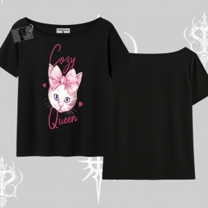 Cozy Queen Kedi Baskılı Kayık Yaka Tshirt