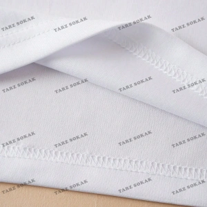 Crop CKOD-232913 Kalpli ve Sloganlı Grafik