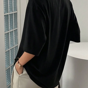 DAZY El ve Harf Grafik Düşük Omuzlu Büyük Boy Tişört Büyük Boy Tişört