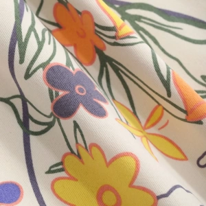 DAZY Floral & Slogan Grafikli Omuzdan Askılı Tişört MUTLU BİR İSTİRİDYE GİBİ ANILAR YARATIN