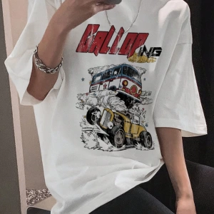 DAZY Harfli Grafik Büyük Boy Tişört