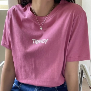DAZY Harfli Grafik Tişört