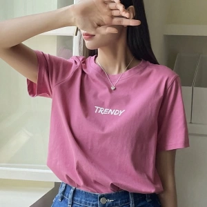 DAZY Harfli Grafik Tişört
