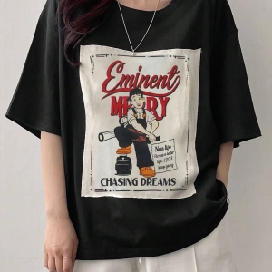 DAZY Kadın Bol Karikatür Slogan Baskılı Tişört