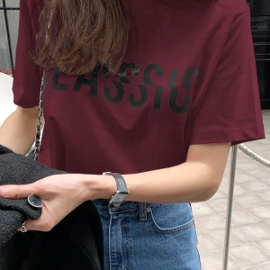 DAZY Kadın Bol Yuvarlak Yaka Harfli Grafik Tişört, Beyaz, İlkbahar ve Yaz Grafik Tişörtler Ka