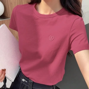 DAZY Kadın Düz Renk Kalp Nakışlı Kısa Kollu Tişört Yaz