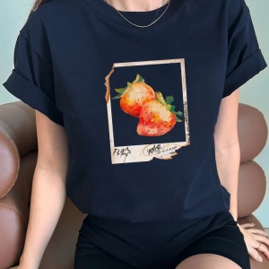 DAZY Kadın Ön ve Arka Yelkenli Mektup Baskılı Kısa Kollu Tişört