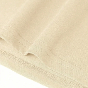 DAZY Kadın Yuvarlak Yaka İşlemeli Kontrast Renkli Kalp Minimalist Desenli Tişört