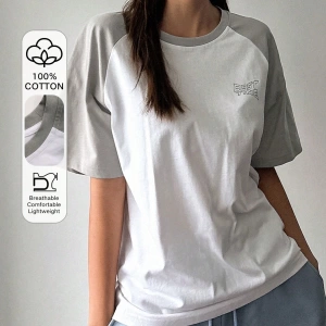 DAZY Kontrast Mektup Baskılı Raglan Kısa Kollu Tişört