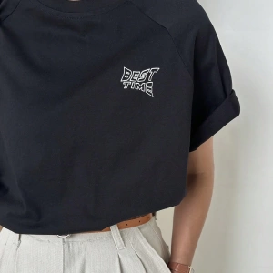 DAZY Kontrast Mektup Baskılı Raglan Kısa Kollu Tişört
