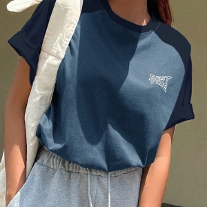 DAZY Kontrast Mektup Baskılı Raglan Kısa Kollu Tişört