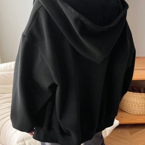 Dazy-Less 1 Adet Kadın Düz Renk İşlemeli Harf Polar Kapşonlu Sweatshirt Sweatshirt Model 5154