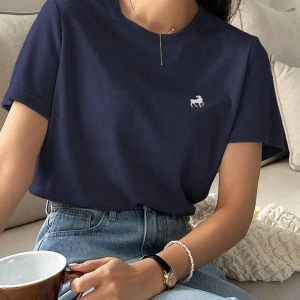 DAZY Nakış Detaylı Tişört