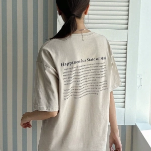DAZY Slogan Grafik Düşük Omuz Tişört Mutluluk Bir Zihin Halidir