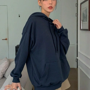 Dazy Star Sloganlı ve Kelebek Baskılı Düşük Omuzlu Kapüşonlu Üst MAVİRENK