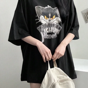 DAZY TOM AND JERRY X DAZY Rahat Bol Karikatür Baskılı Kısa Kollu Kadın Tişörtü