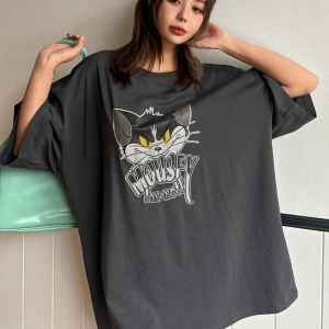 DAZY TOM AND JERRY X DAZY Rahat Bol Karikatür Baskılı Kısa Kollu Kadın Tişörtü