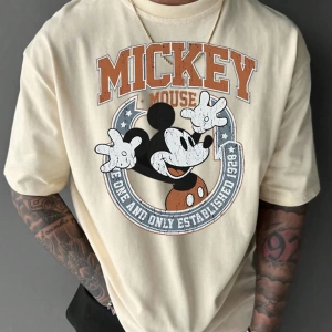 Disney Disney İşbirliği Mickey Mouse Erkek Rahat Karikatür Baskılı Kısa Kollu Tişört, Yaz