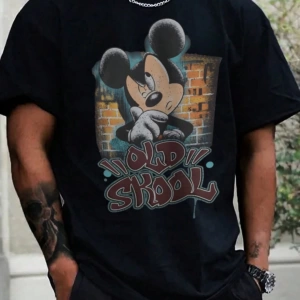 Disney Disney İşbirliği Mickey Mouse Erkek Rahat Karikatür Baskılı Kısa Kollu Tişört, Yaz