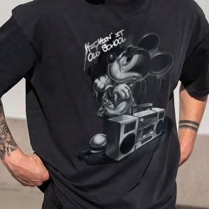 Disney Disney İşbirliği Mickey Mouse Karikatür Baskılı Kısa Kollu Tişört Erkekler İçin, Günlü