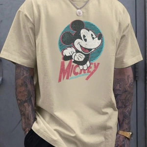 Disney Disney İşbirliği Mickey Mouse Karikatür Baskılı Kısa Kollu Tişört, Erkekler İçin Rahat