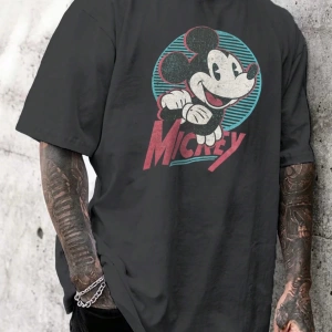Disney Disney İşbirliği Mickey Mouse Karikatür Baskılı Kısa Kollu Tişört, Erkekler İçin Rahat
