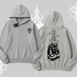 DJ Kedi Baskılı Müzik Temalı Kapşonlu Sweatshirt