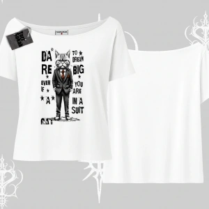 Dream Big Yazılı Takım Elbiseli Kedi Baskılı Kayık Yaka Tshirt