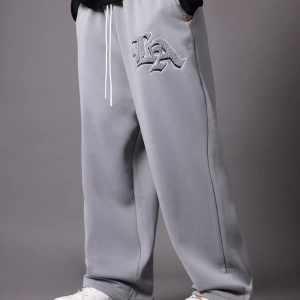 Drop Crotch Atletik Eşofman Altı Rahat Kesim Bol Jogger Pantolon İşlemeli Logo Kentsel