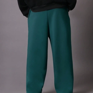 Drop Crotch Atletik Eşofman Altı Rahat Kesim Bol Jogger Pantolon İşlemeli Logo Kentsel