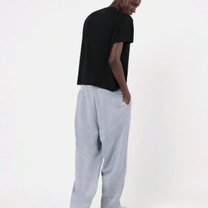 Drop Crotch Atletik Eşofman Altı Rahat Kesim Bol Jogger Pantolon İşlemeli Logo Kentsel