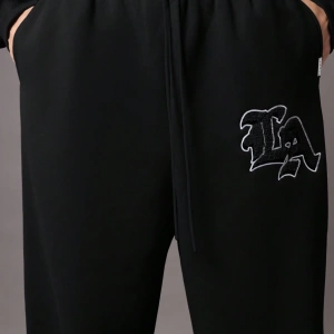Drop Crotch Atletik Eşofman Altı Rahat Kesim Bol Jogger Pantolon İşlemeli Logo Kentsel
