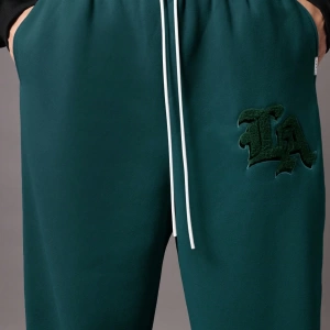 Drop Crotch Atletik Eşofman Altı Rahat Kesim Bol Jogger Pantolon İşlemeli Logo Kentsel