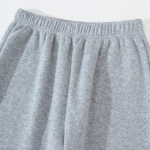 Düz Renk Yuvarlak Yaka Sweatshirt Ve Pantolon Takımı