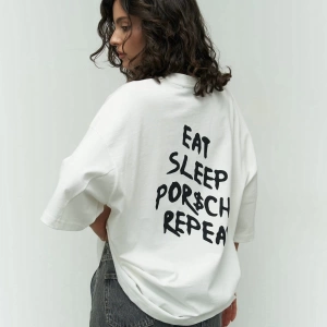 Eat Sleep Beyaz Oversize