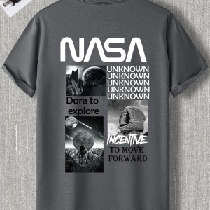 Erkek Astronot Ve Slogan Grafik Tişört