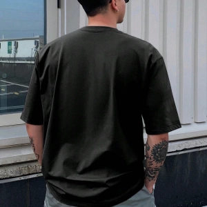 Erkek Basit Harfli Grafik Günlük Tişört, Minimalist ve Günlük Giyim, Yaz İçin Şık