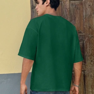 Erkek Beyaz Örme Yuvarlak Yaka Kısa Kaliforniya Harfli Grafik Kollu Tişört,