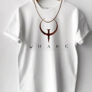 Erkek Beyaz Quake Baskılı Tshirt