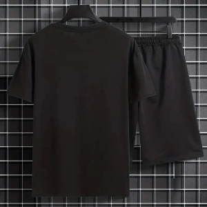 Erkek BeyazRenkli Built Different Baskılı Basic Oversize T-Shirt- Şort Takım strup0000000000014