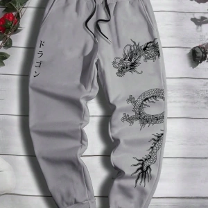 Erkek Bol Bağcıklı Jogger Pantolon Japon Karakterleri ve Ejderha Desenli